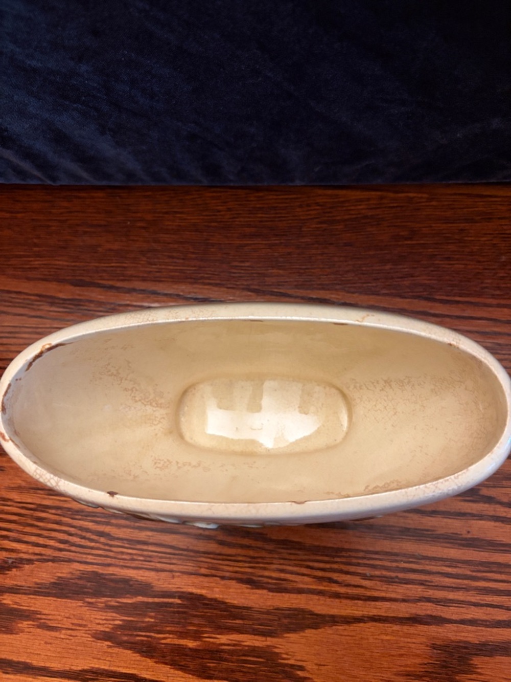 Ceramic Ivy-Leaf Footed Planter Bowl - Cream with Green - Picture 8 of 14